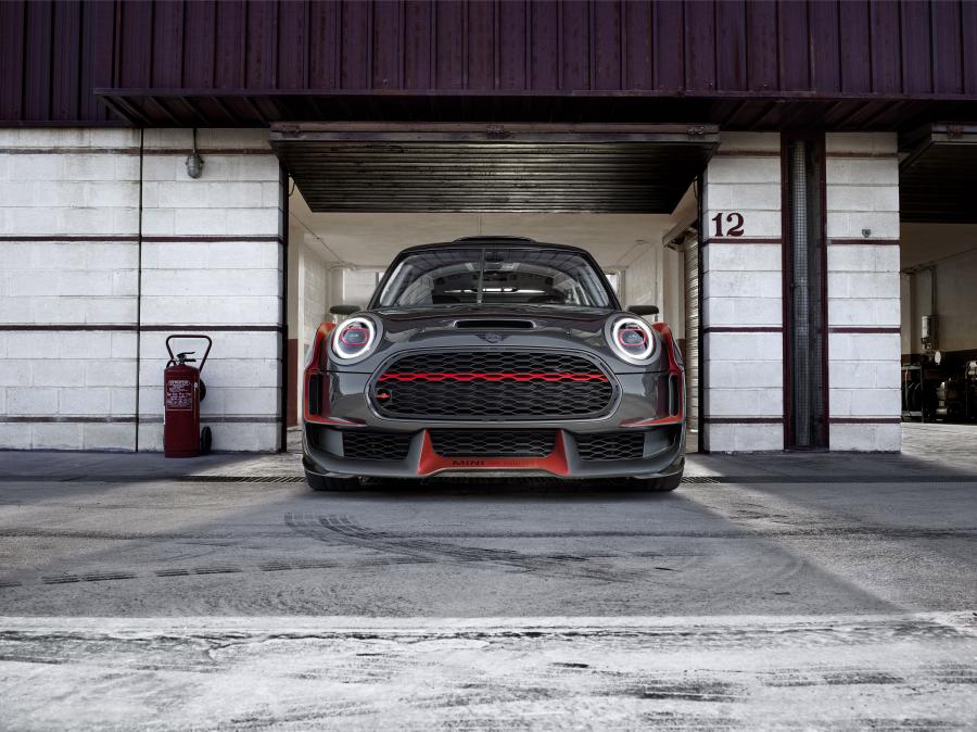  Mini John Cooper Works GP Concept (F56) 2017 года  (фото 9 из 63)